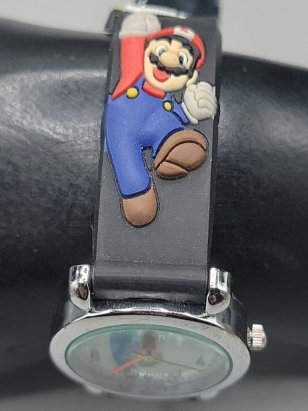 Vintage Super Mario Brothers Quartz Watch 6.75" Silicone Band New Battery Runs - Picture 3 of 10